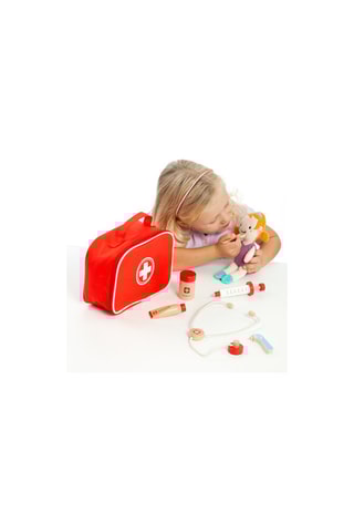 Kit médico A partir dos 3 anos