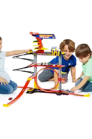 Parking cibernético de grande durabilidade - A partir dos 3 anos