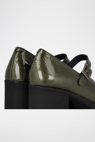 Babies à talons en cuir verni - Kaki