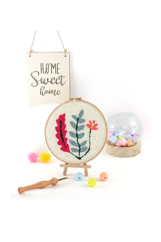 Coffret broderie végétale 9 pièces - Dès 14 ans