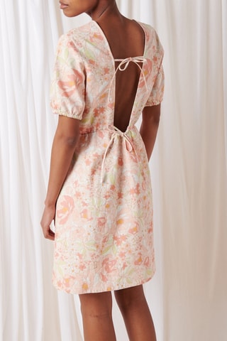 Robe droite - 
Rose