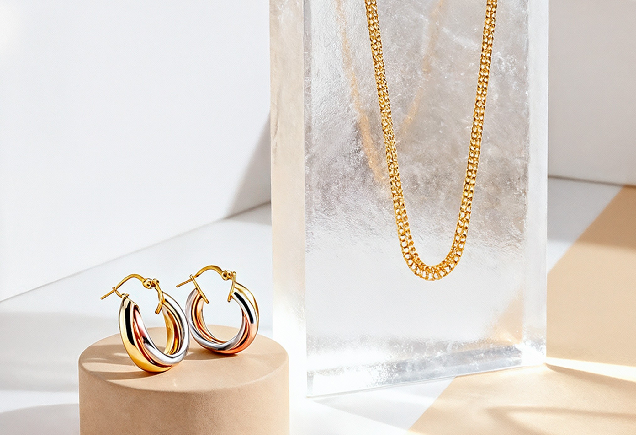 L'INSTANT D'OR à prix discount chez SHOWROOMPRIVÉ