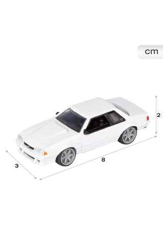 5 carros miniaturas - A partir dos 3 anos