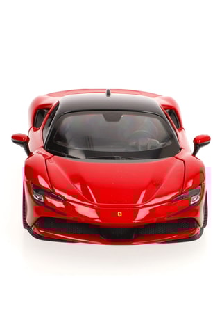 Carro Ferrari SF90 Stradale - A partir dos 3 anos