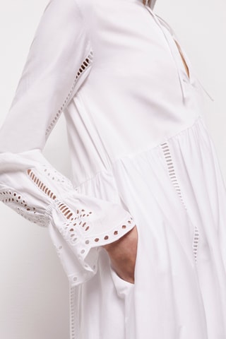 Robe longue en broderie anglaise - Blanc