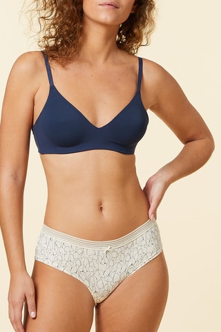 3 shortys Cori Perle