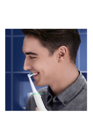 Brosse à dents électrique connectée iO series 6n