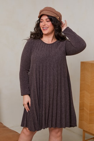 Robe plissée en laine - Taupe