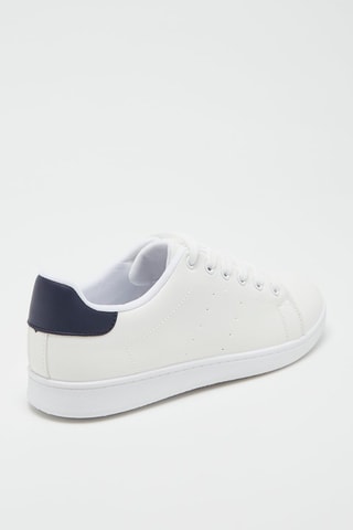 Baskets - Blanc et bleu marine