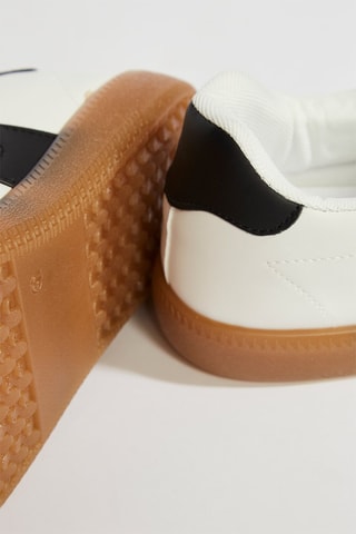 Baskets - Blanc et noir