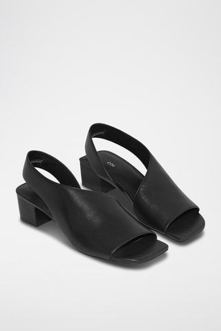 Sandálias de salto em couro - Preto
