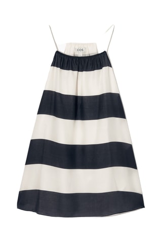 Top - Branco e azul-marinho