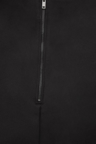 Saia direita - Preto