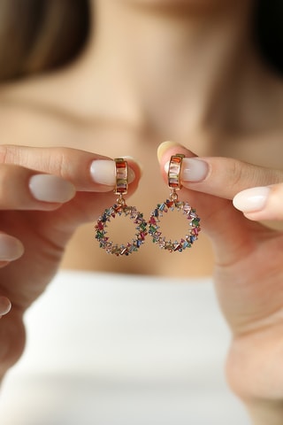 Boucles d’oreilles - Plaqué or jaune et zircons