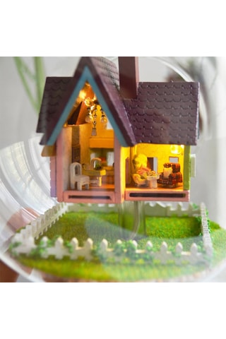 Maquette 3D Maison volante au pays des merveilles - Dès 6 ans