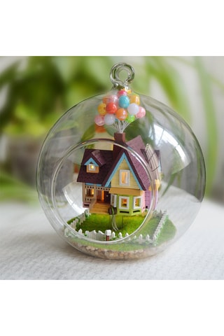 Maquette 3D Maison volante au pays des merveilles - Dès 6 ans