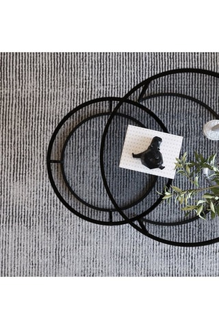 2 tables gigognes en verre - 42 x 37 / 60 x 43 cm