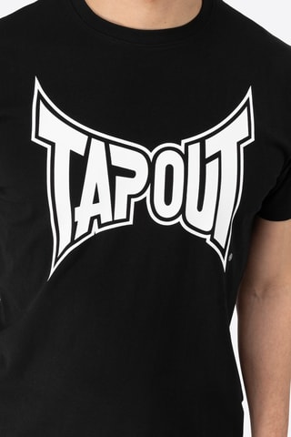 T-shirt e calções - Preto