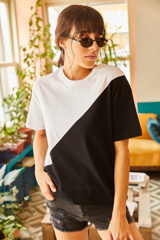 T-shirt - Branco e preto