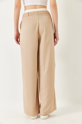 Calças loose - Bege