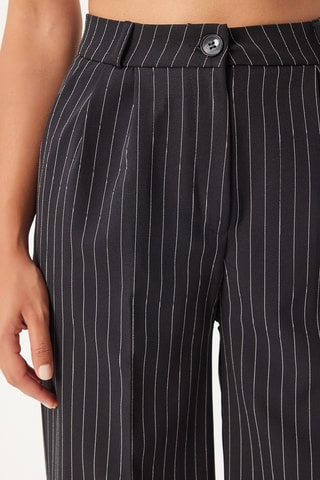 Calças loose - Preto