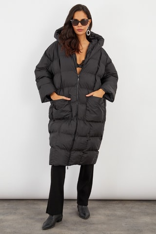 Blusão comprido com capuz - Preto