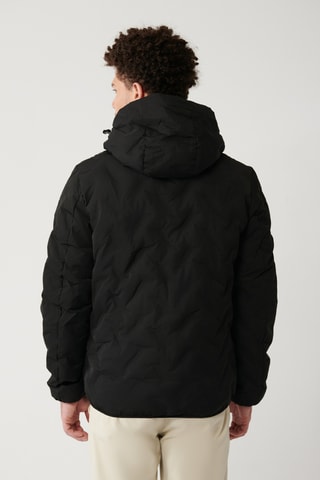 Blusão com capuz - Preto