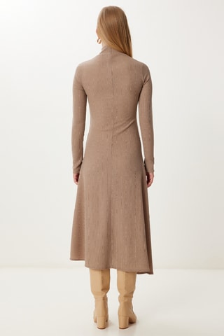 Vestido trapézio - Bege