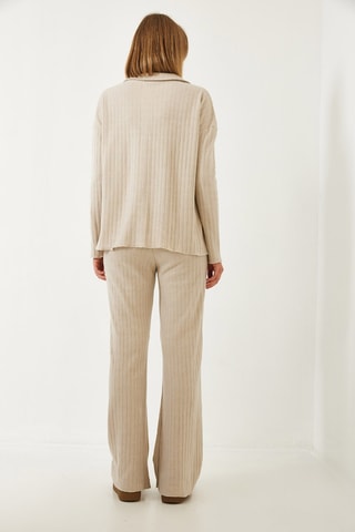 Camisola e calças regular de cintura alta - Bege