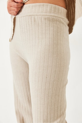 Camisola e calças regular de cintura alta - Bege