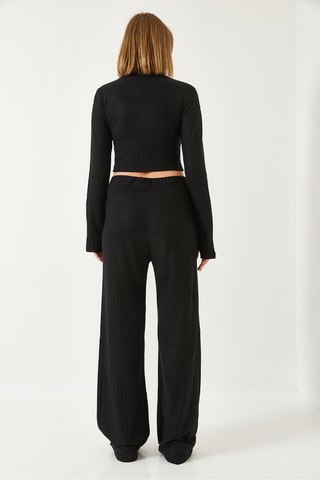 Pull court et pantalon palazzo taille haute - Noir