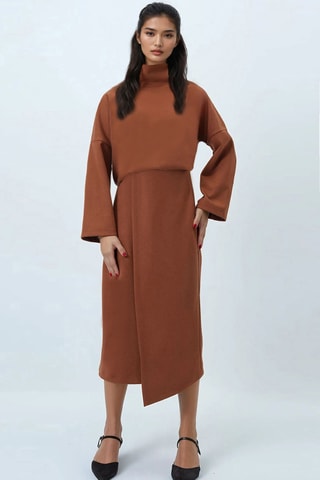 Pull et jupe asymétrique - Camel