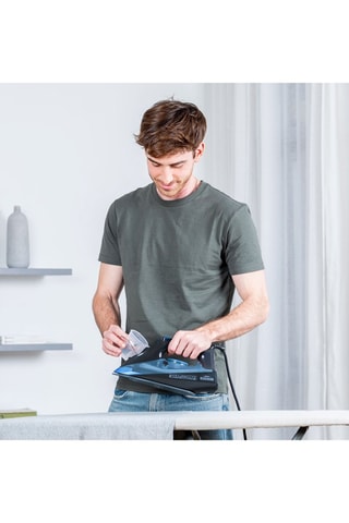 Ferro de engomar - Base em cerâmica