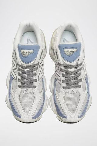 Sneakers platform in pelle 9060 - Bianco e grigio