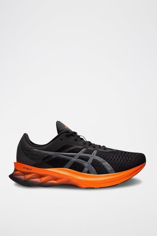 Scarpe da running Novablast - Nero e arancione