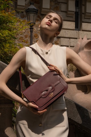 Sac bandoulière en cuir Ambre  - Bordeaux