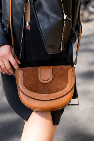 Sac bandoulière en cuir de vachette Gwen - Camel