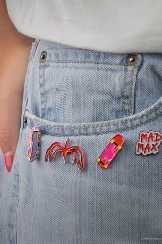 4 pins Stranger Things saison 2 Netflix - Dès 6 ans