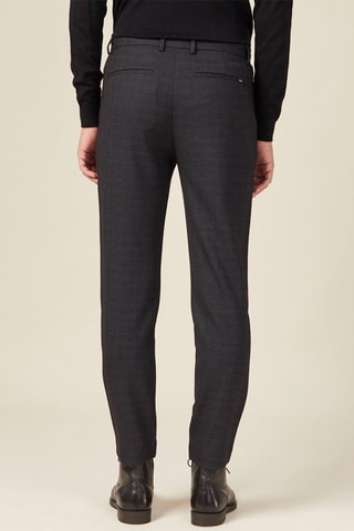 Pantalón chino tapered  - Negro