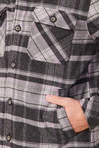 Sobrecamisa de lana reciclada  - Violeta