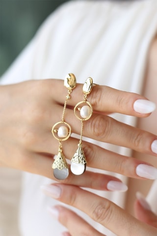 Brincos - Banhados a ouro amarelo e pérola de cultura