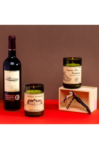 Bougie parfumée bois de santal  -  Modèle aléatoire