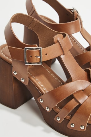 Sandálias de salto em couro Eriva - Castanho