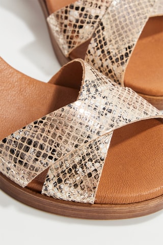 Sandálias de salto em couro Tara - Camel e prateado