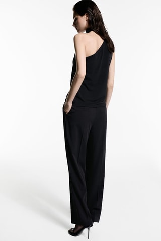 Top asymétrique col ras-de-cou - Noir