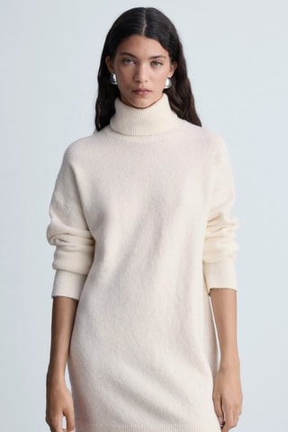 Robe courte maille col roulé - Ecru