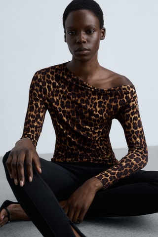 T-shirt col asymétrique animal print - Marron