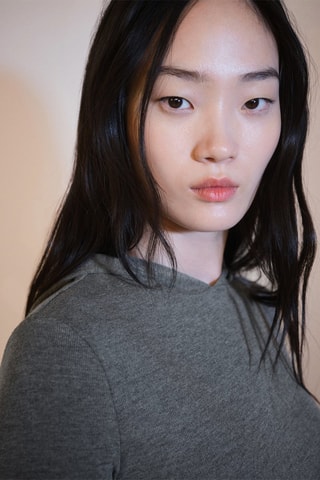 T-shirt manches longues capuche - Gris