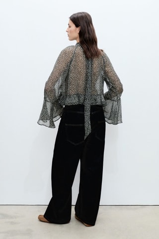 Blouse en imprimé fleuri volants - Noir