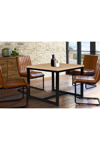 Mesa Manufacture - Imitación madera y negro